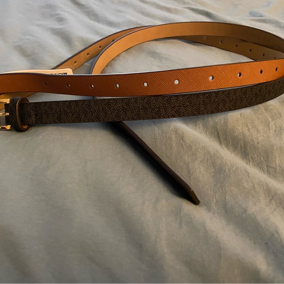 Michael Kors Accessories - NWOT Michael Kors Belt Set